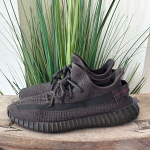Adidas Yeezy Boost 350 V2 Low Black Non Reflective Sneakers